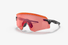 0OO9471 Oakley / Matte Red Colorshift/Prizm Trail Torch(0836) / 36-123